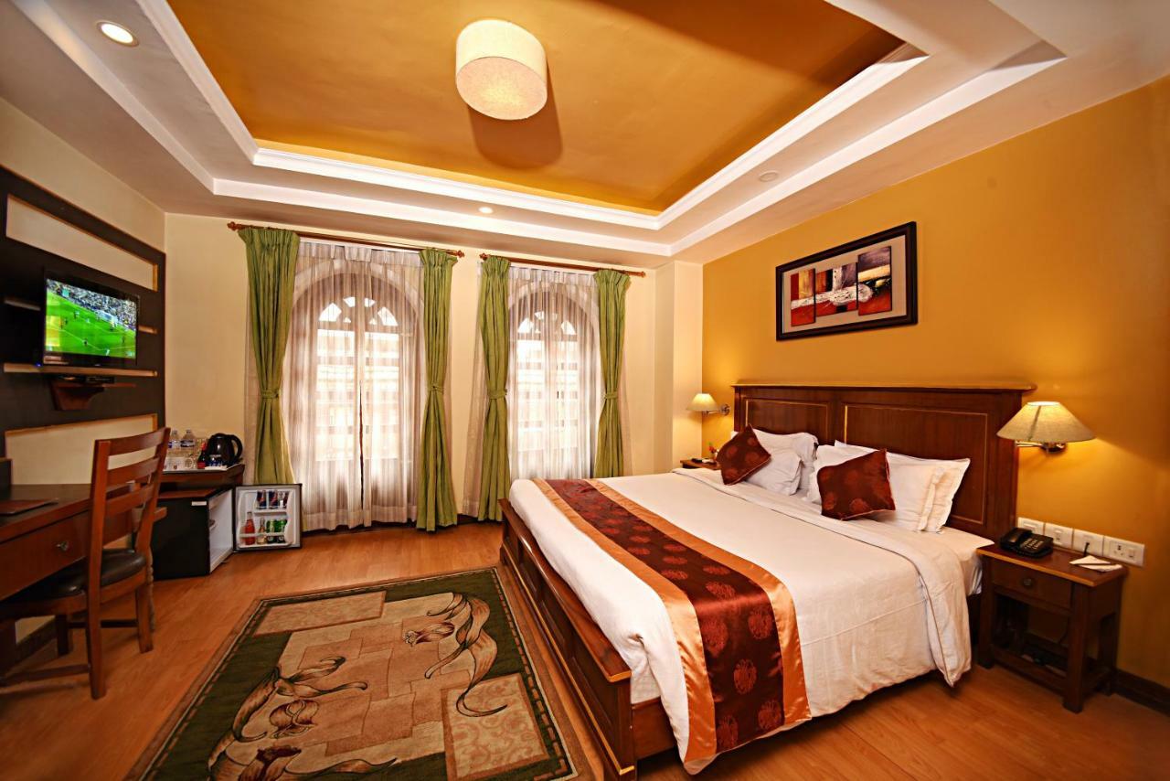Dom Himalaya Hotel Катманду Экстерьер фото