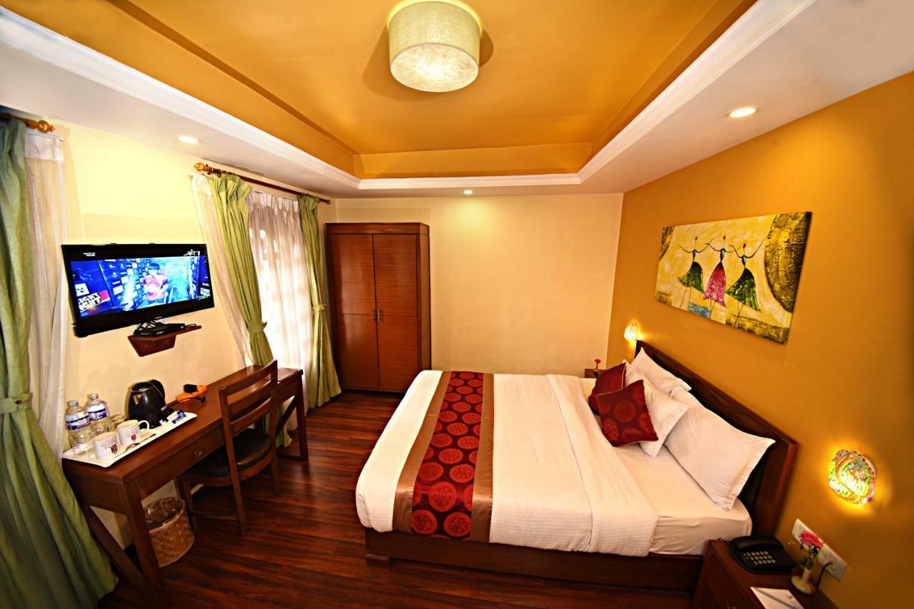 Dom Himalaya Hotel Катманду Экстерьер фото