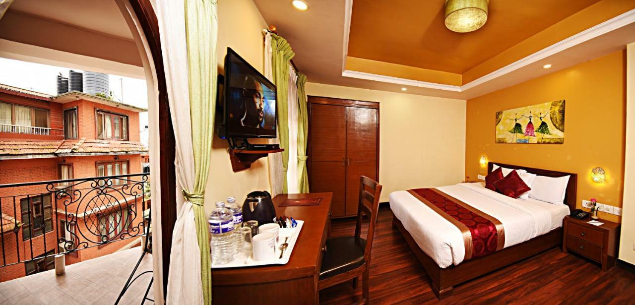 Dom Himalaya Hotel Катманду Экстерьер фото