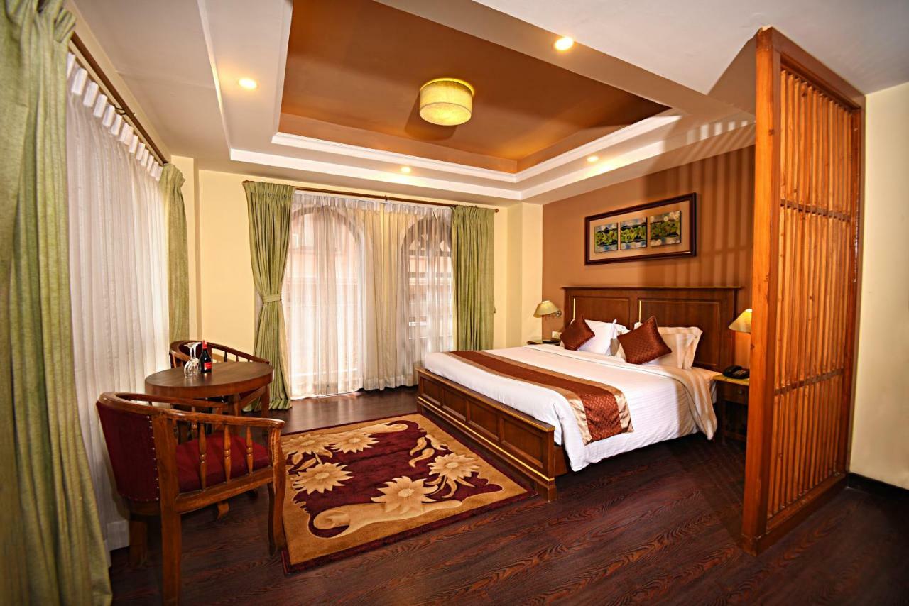 Dom Himalaya Hotel Катманду Экстерьер фото